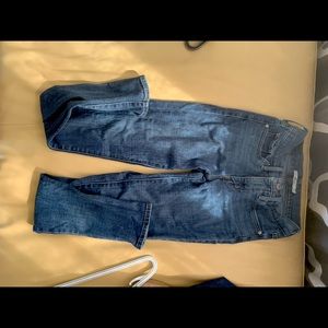 Levi’s dark wash jeans size 24